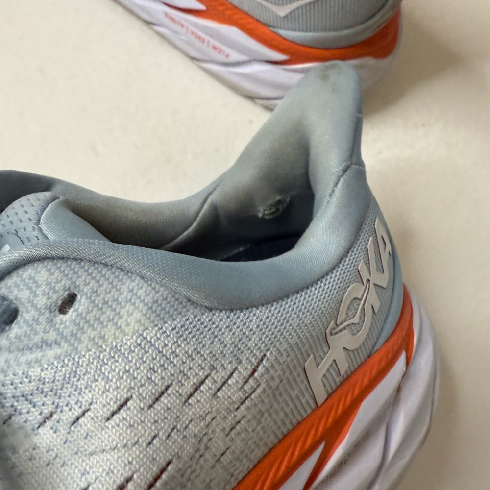 Hoka Clifton 8 Running Shoes Sz 9 Fog/Plein Air - Picture 2 of 7